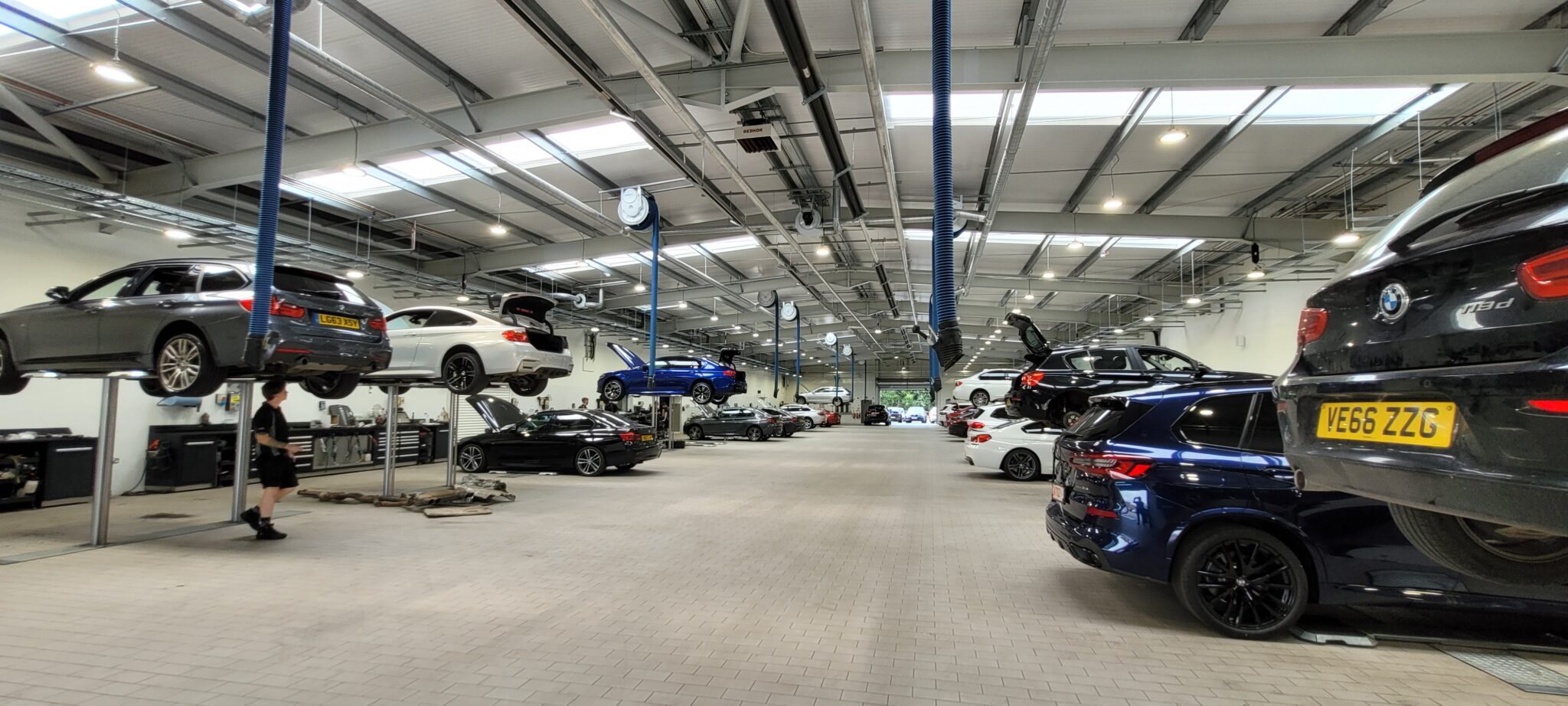 WORKS COMPLETE ON RYBROOK WARWICK BMW SHOWROOM - MDG Architects